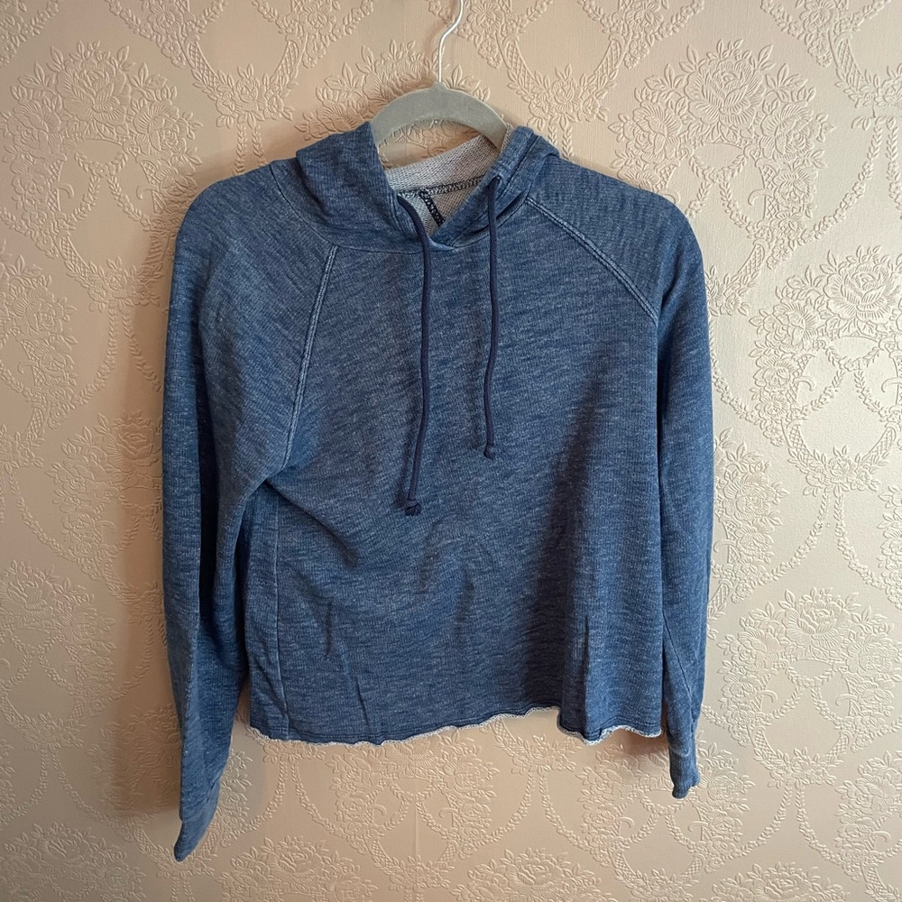 Universal Thread juniors blue long sleeve with hood size XS good condition